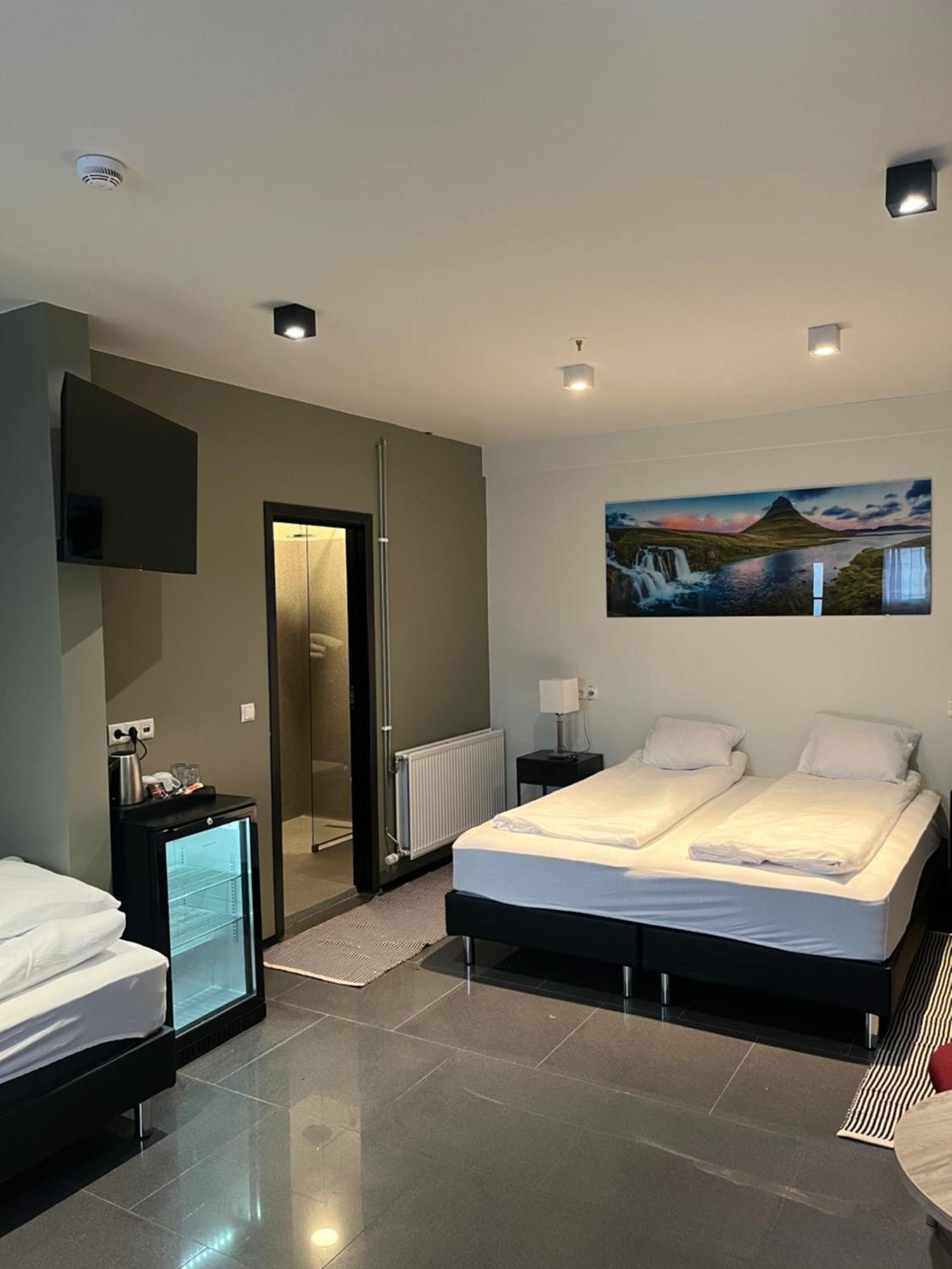 Hotel Duus By Keflavik Airport Exteriör bild
