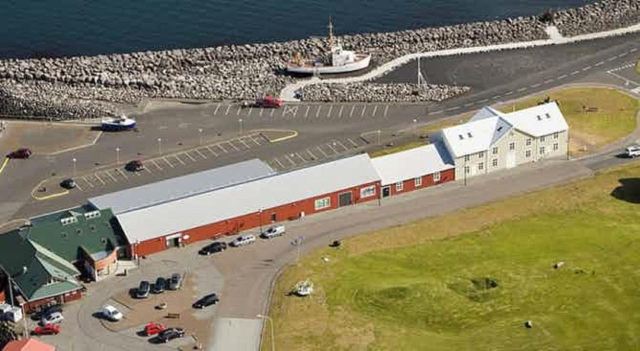 Hotel Duus By Keflavik Airport Exteriör bild
