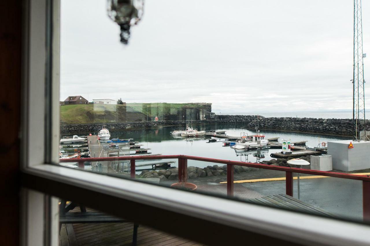 Hotel Duus By Keflavik Airport Exteriör bild