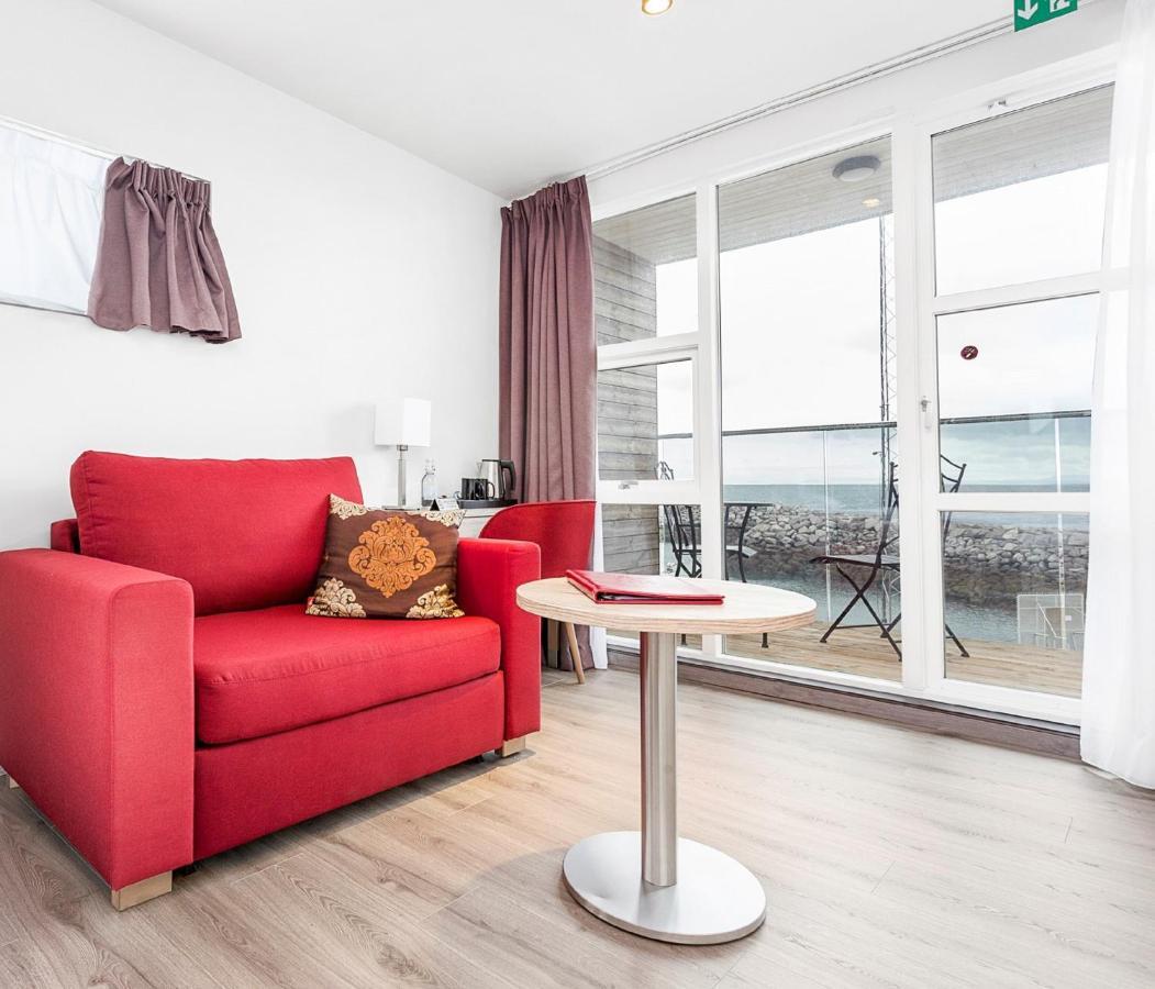 Hotel Duus By Keflavik Airport Exteriör bild